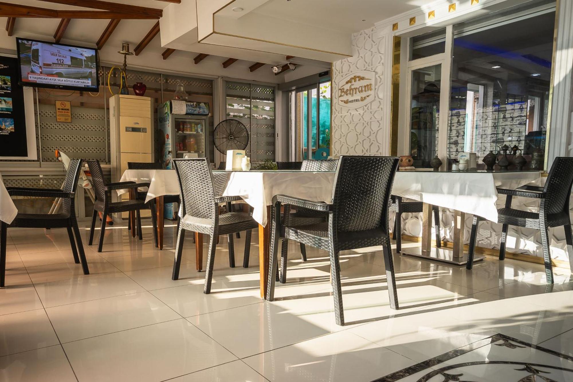 Behram Hotel Antalya Luaran gambar