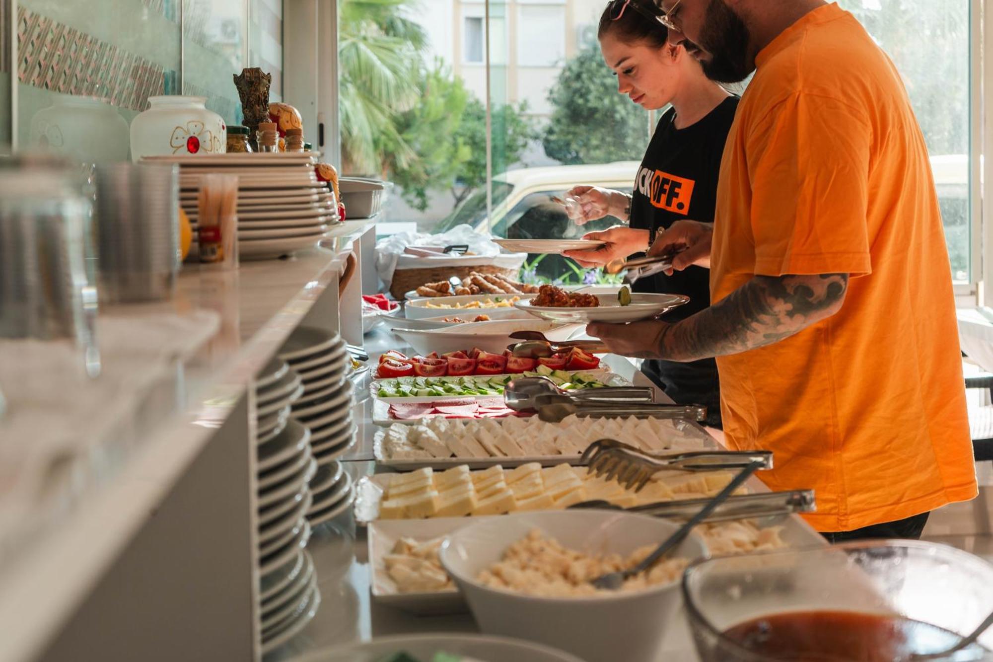 Behram Hotel Antalya Luaran gambar